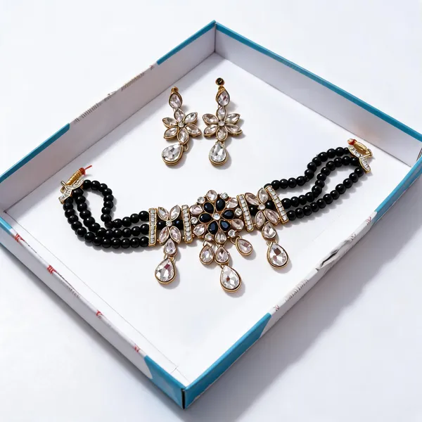 Black_Alloy_Necklace_Set_For_Women