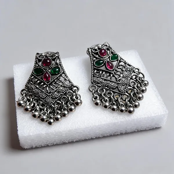 Silver_Alloy_Jhumka_Earrings_For_Women