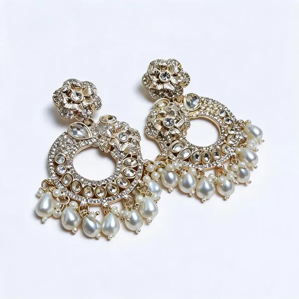 Gold_Alloy_Chandbali_Earrings_For_Women