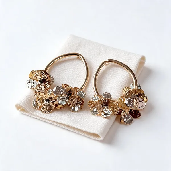 Gold_Alloy_Hoop_Earrings_For_Women
