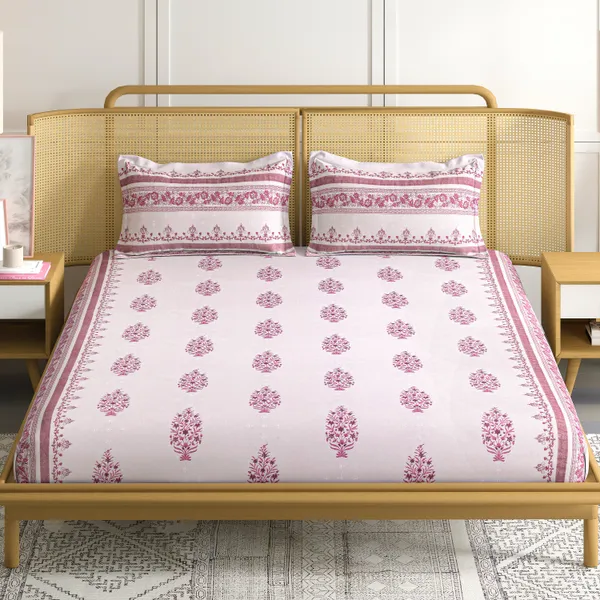 Pink_Floral_Print_Bedsheet_Set_With_Pillow_Covers