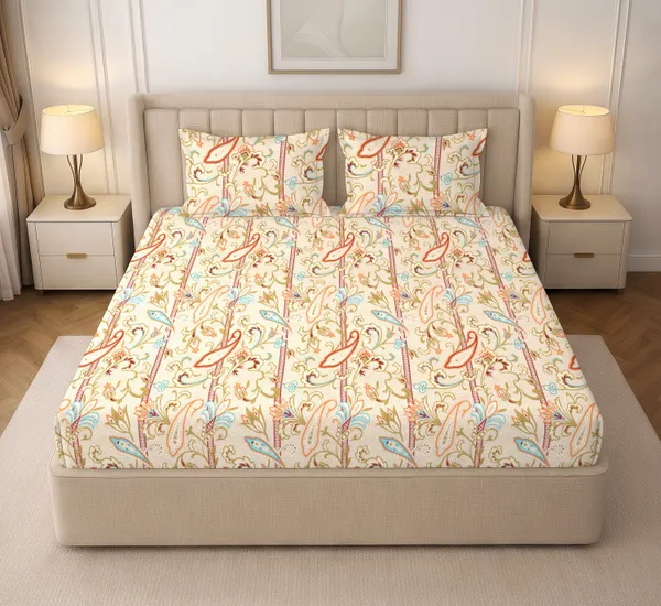 Paisley_Print_Bedsheet_Set_With_Pillow_Covers