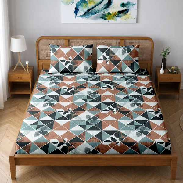 Geometric_Printed_Bedsheet_Set_With_Pillow_Covers