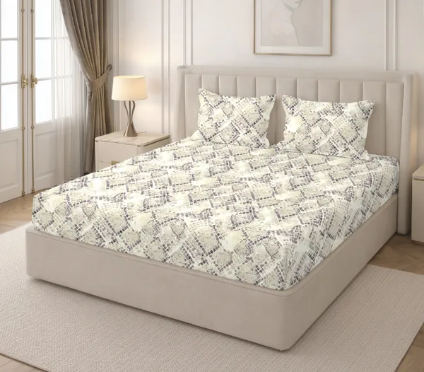 White_Geometric_Print_Fitted_Bedsheet_Set