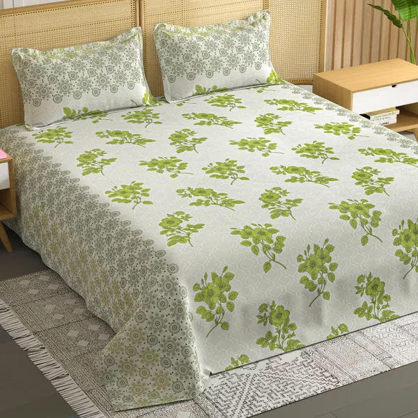Floral_Print_Bedsheet_Set_With_Pillow_Covers