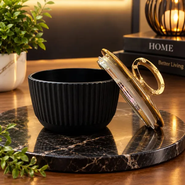 Black_and_golden_cap_gift_bowl_set