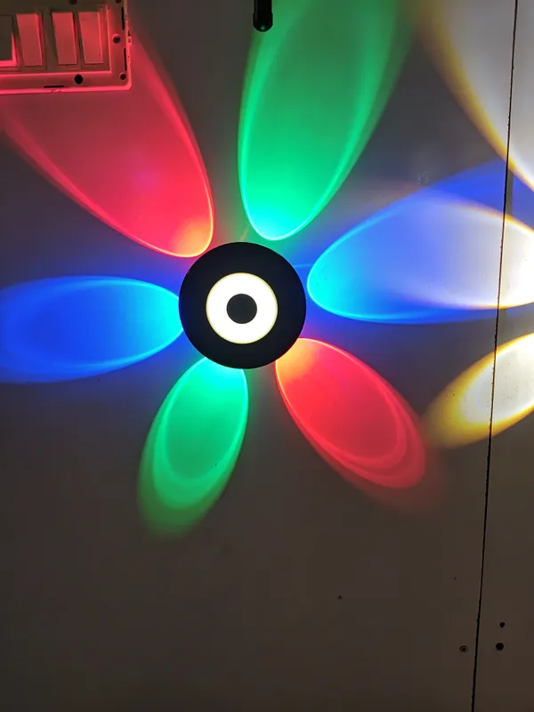 Acrylic_Multicolour_Petal_Projection_Decorative_LED_Wall_Light