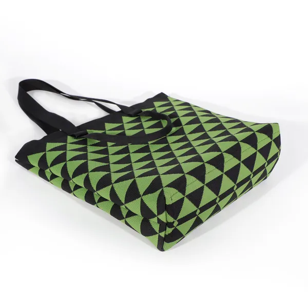 Glomex_Harlequin_Triangle_Geometric_Over-The-Shoulder_Tote