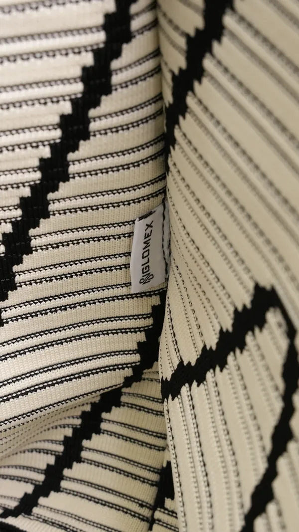 Glomex_Black_Zigzag_Tote