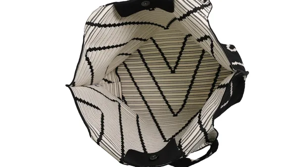 Glomex_Black_Zigzag_Tote