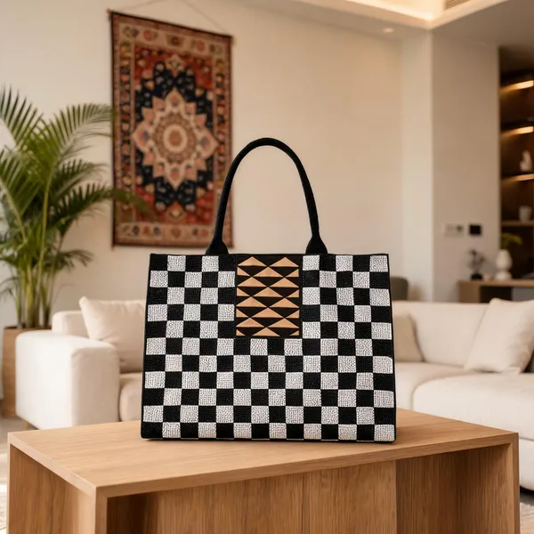 Glomex_Checkered_Knit_Tote_Bag