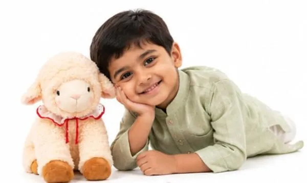Lamb_Plush_Toy_With_Lace_Collar