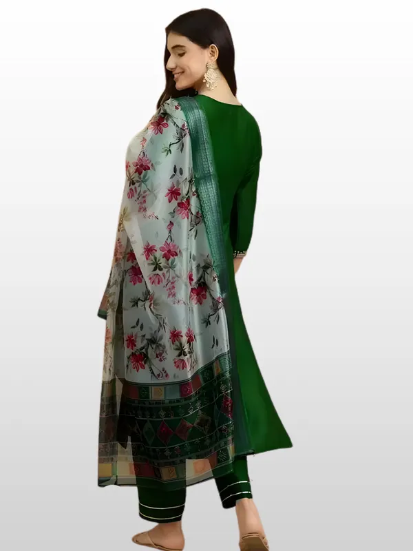 Women_Magic_Cotton_Kurta_Pant_set_with_Digital_Printed_Dupatta