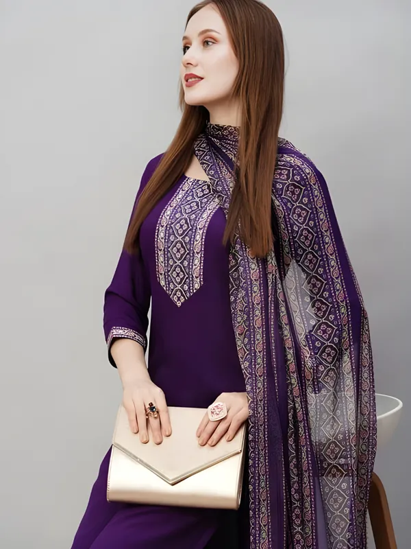 Women_Rayon_Slub_Kurta_Pant_set_with_Digital_Printed_Dupatta