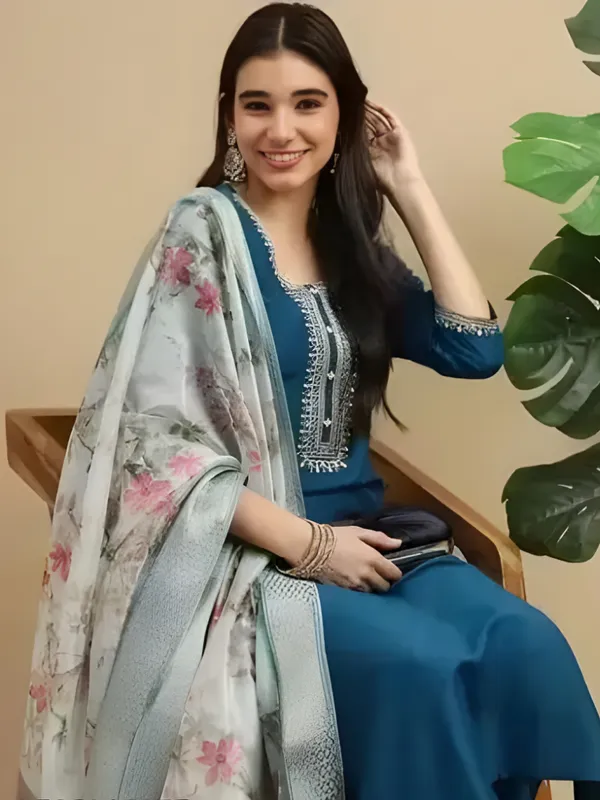 Women_Magic_Cotton_Kurta_Pant_set_with_Digital_Printed_Dupatta