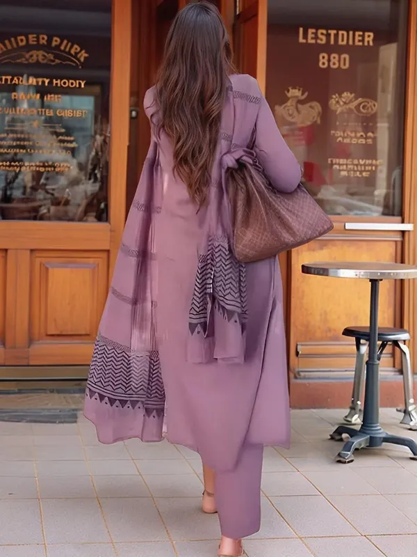 Women_Rayon_Slub_Kurta_Pant_set_with_Digital_Printed_Dupatta