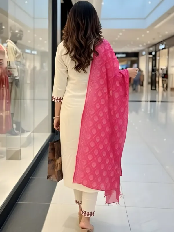 Women_Rayon_Slub_Kurta_Pant_set_with_Digital_Printed_Dupatta