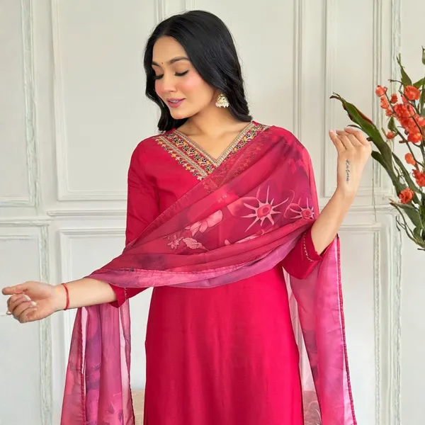 Women_Rayon_Slub_Kurta_Pant_set_with_Digital_Printed_Dupatta