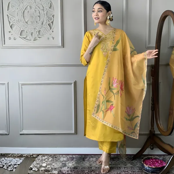 Women_Magic_Cotton_Kurta_Pant_set_with_Digital_Printed_Dupatta