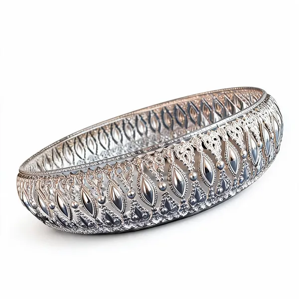 Silver_Metal_Decorative_Bowl_For_Centre_Table,_Entryway,_Shelf_Styling_And_Festive_Decoration
