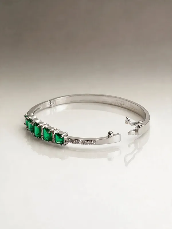 Zivara_Ad_Green_Square_Stone_Microplated_Openable_Bracelet_Cuff