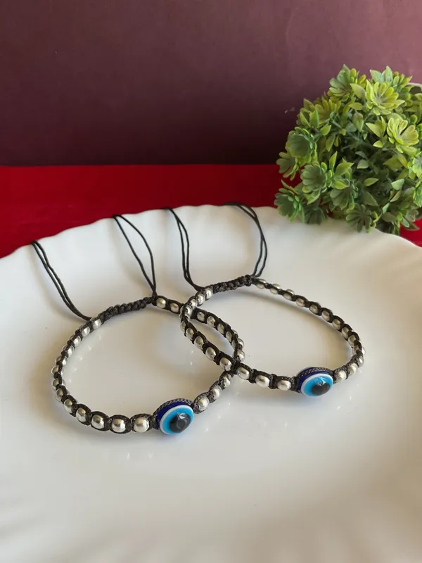 Meerub_Silver_Plated_Evil_Eye_Macrame_Anklet_Pair