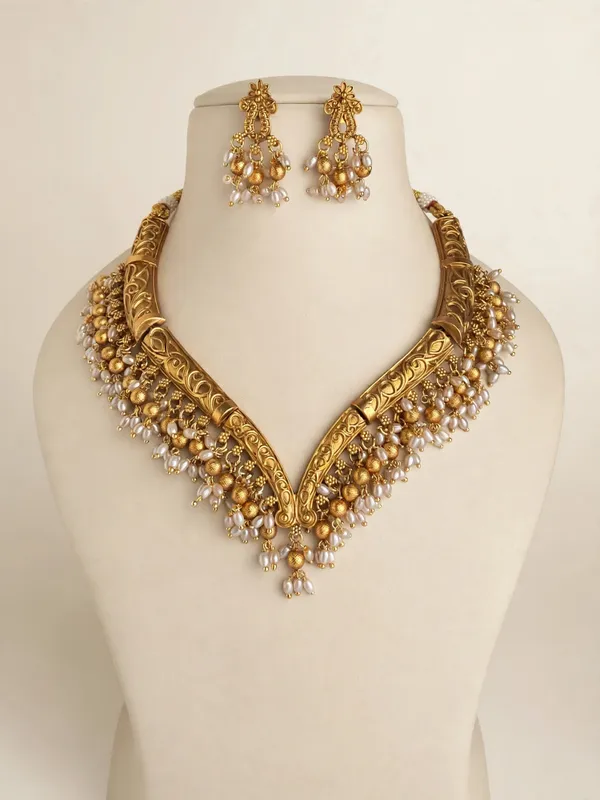 Madhulika_Gold_Plated_Traditional_Beaded_Statement_Necklace_Set