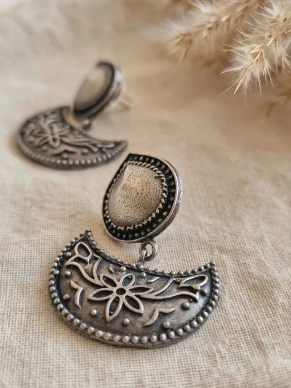 Noor_-_Half_Moon_Oxidized_Silver_Earrings_|_Vintage_Floral_Danglers_by_Mohati