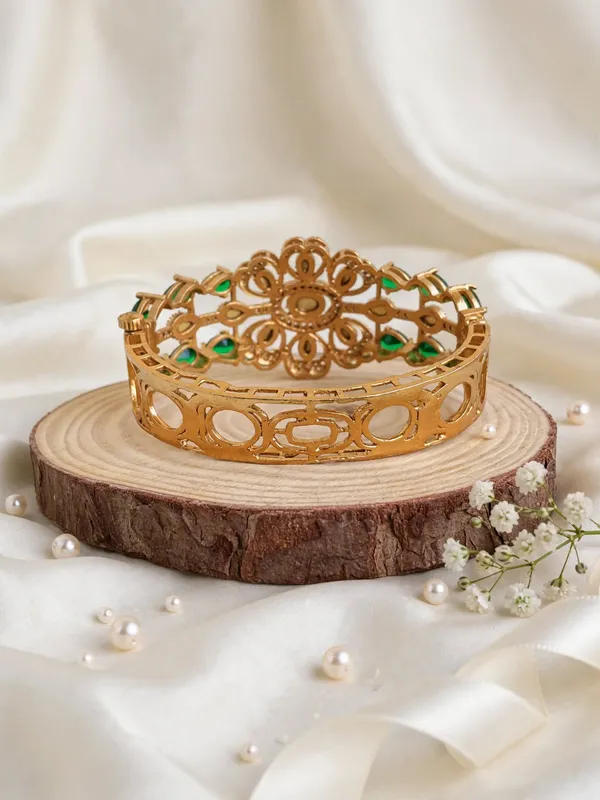 Reena_Polki_Antique_Gold_Plated_Green_Openable_Kada