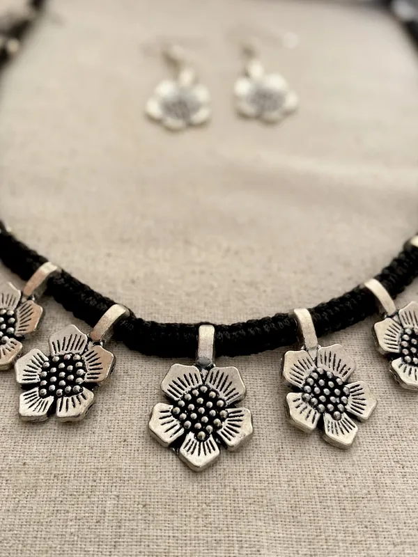 Dhara_Oxidized_Flower_Thread_Necklace_Set
