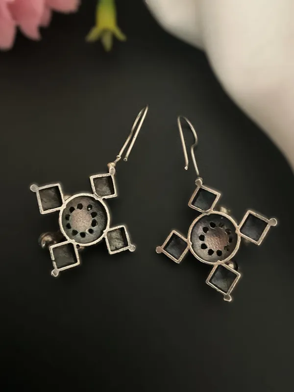 Aashmi_Ghungroo_Silver_Plated_Hook_Earrings