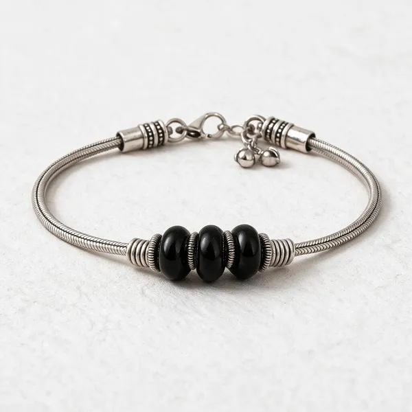 Amrut_Black_Stone_Silver_Pair_Of_Anklets