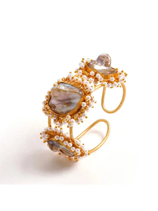 Yalina_Baroque_Gajra_Pearl_Gold_Plated_Handmade_Adjustable_Kada