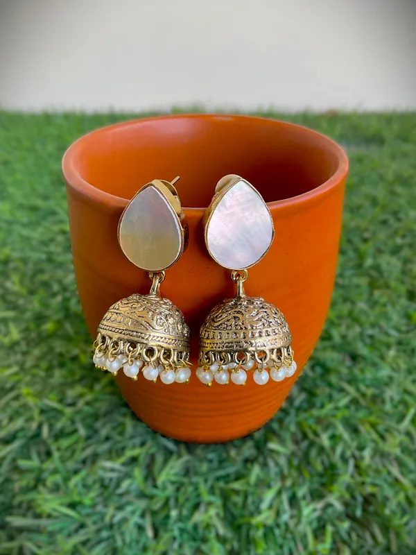 Tisca_Natural_Mop_Antique_Gold_Plated_Small_Jhumkis