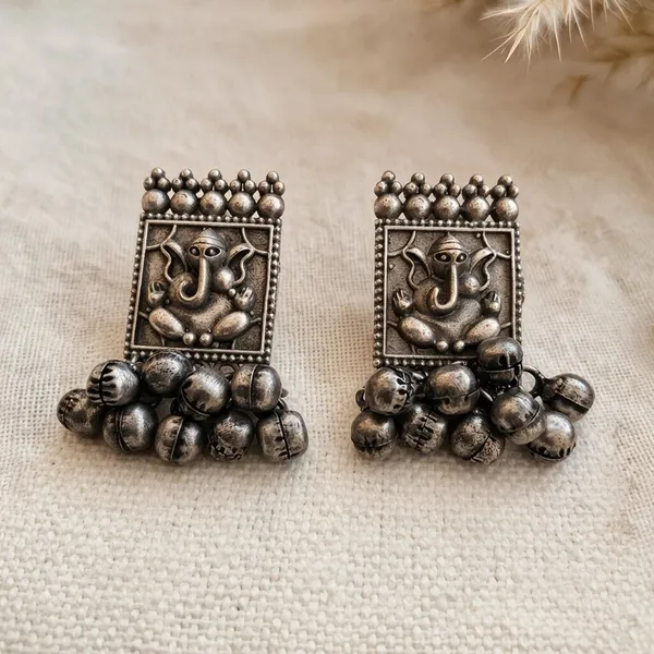 Vakratundaya_Silver_Plated_Ghungroo_Stud_Earrings