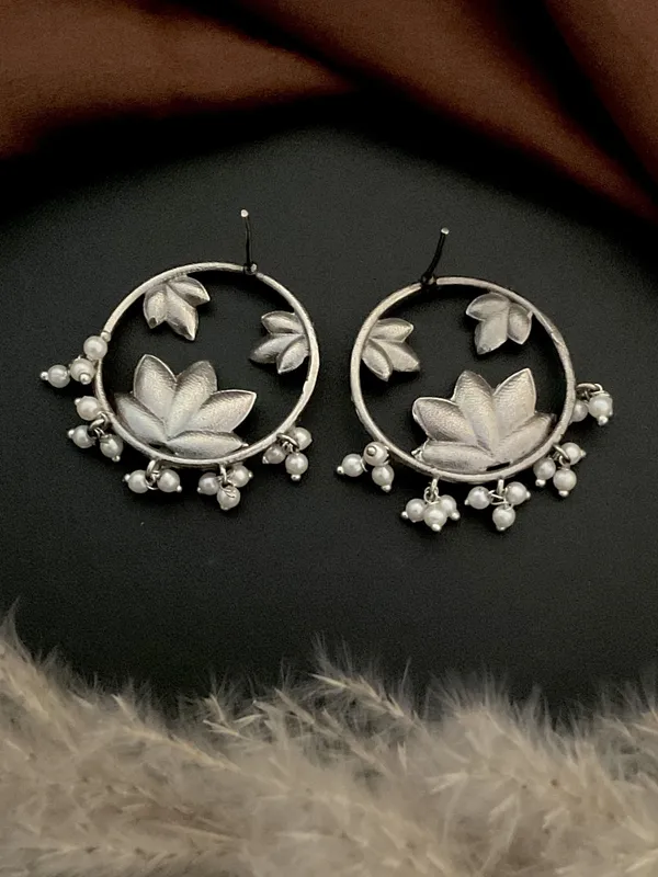 Vidushi_-_Lotus_Gold_Silver_Plated_Pearl_Earrings