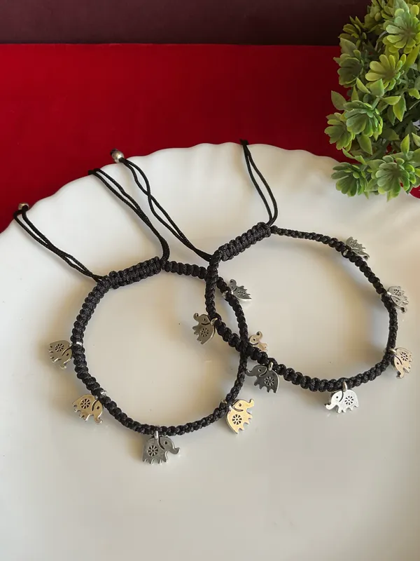 Veena_Black_Thread_Elephant_Charm_Macrame_Anklet_Pair_For_Women