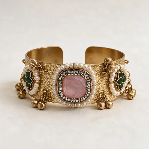 Mohana_Gold_Plated_Paachi_Kundan_Ghungroo_Blush_Pink_Hand_Kada
