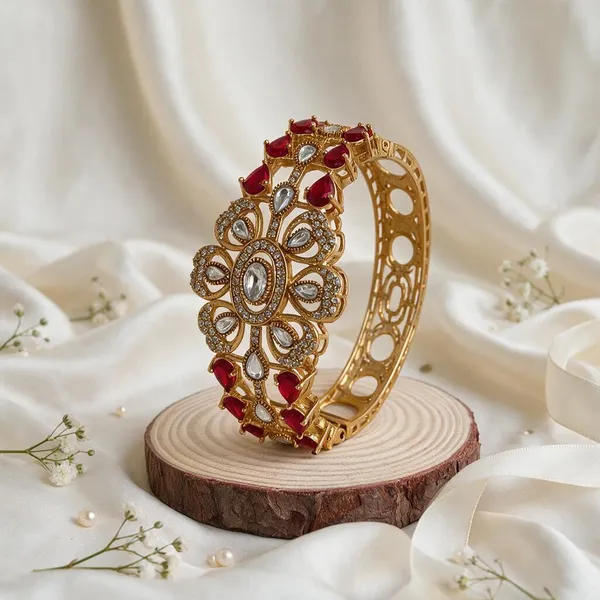 Reena_Polki_Antique_Gold_Plated_Red_Openable_Kada