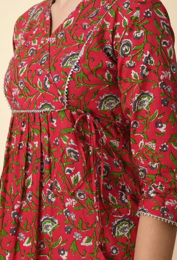 Red_Cotton_Empire_Waist_Floral_Kurta_For_Women