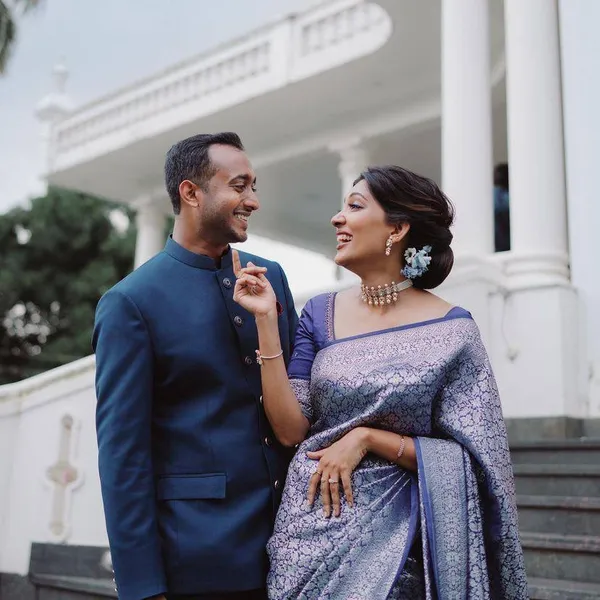 Blue_Silk_Brocade_Floral_Woven_Saree_For_Women