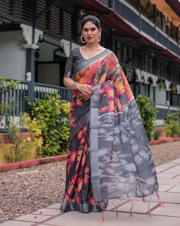 Grey_Cotton_Floral_Printed_Saree_For_Women