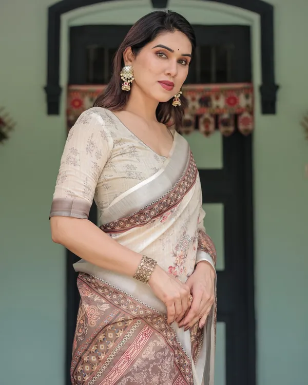 Cream_Cotton_Floral_Printed_Saree_For_Women