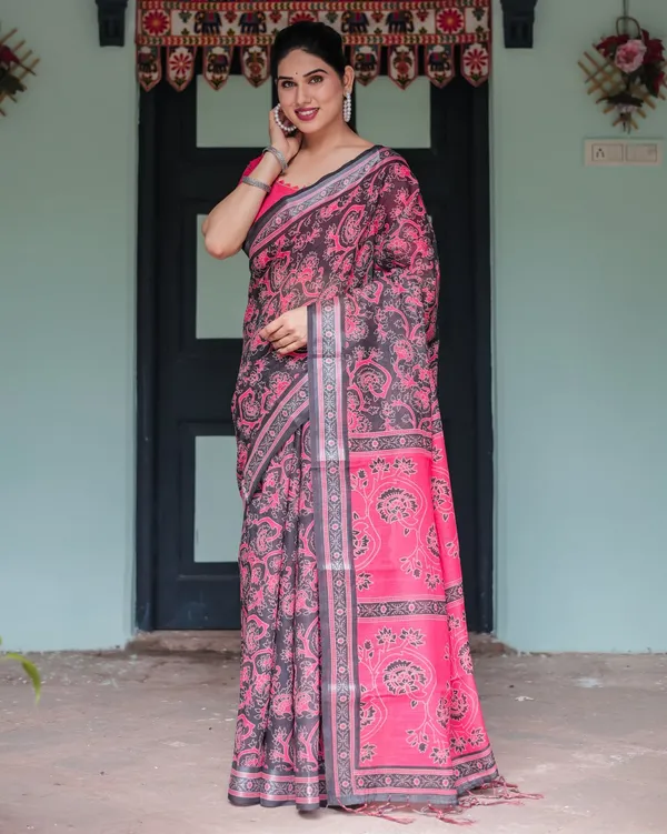 Pink_Black_Cotton_Paisley_Floral_Printed_Saree_For_Women