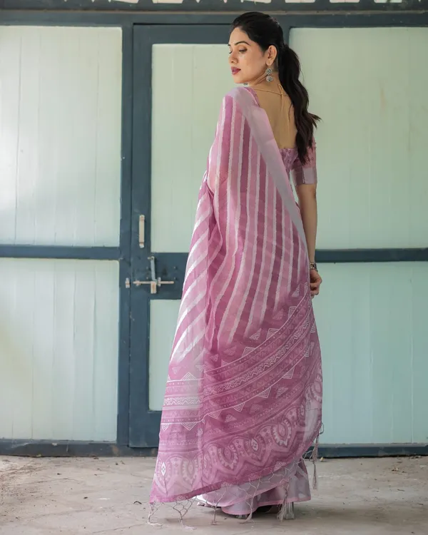 Pink_Cotton_Striped_Printed_Saree_For_Women