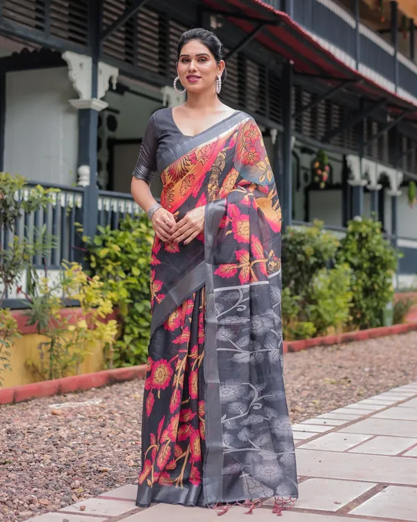 Grey_Cotton_Floral_Printed_Saree_For_Women