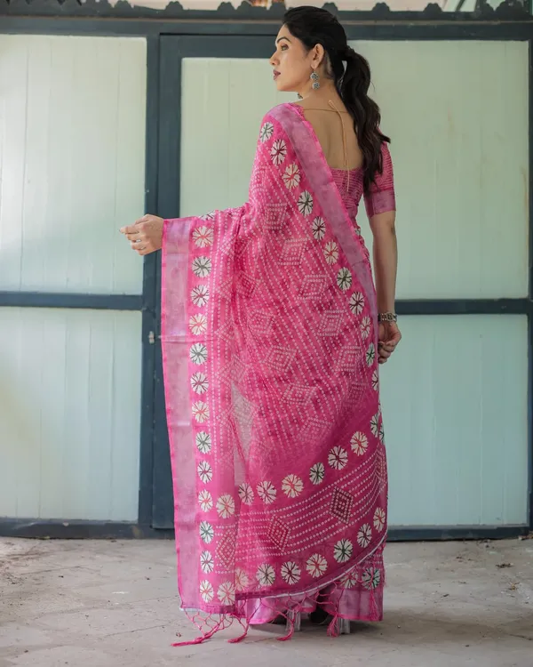 Pink_Cotton_Geometric_Printed_Saree_For_Women