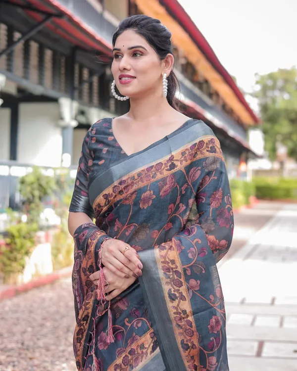 Grey_Cotton_Floral_Printed_Saree_For_Women