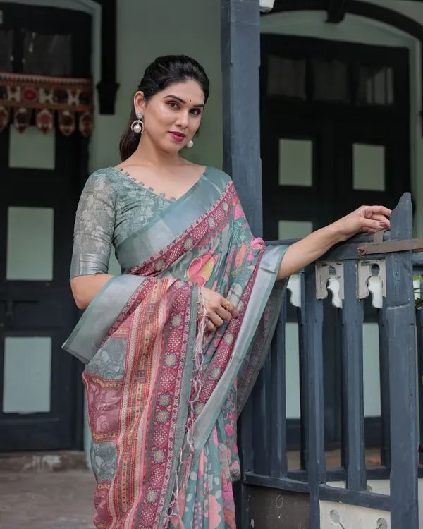 Grey_Cotton_Floral_Print_Saree_For_Women