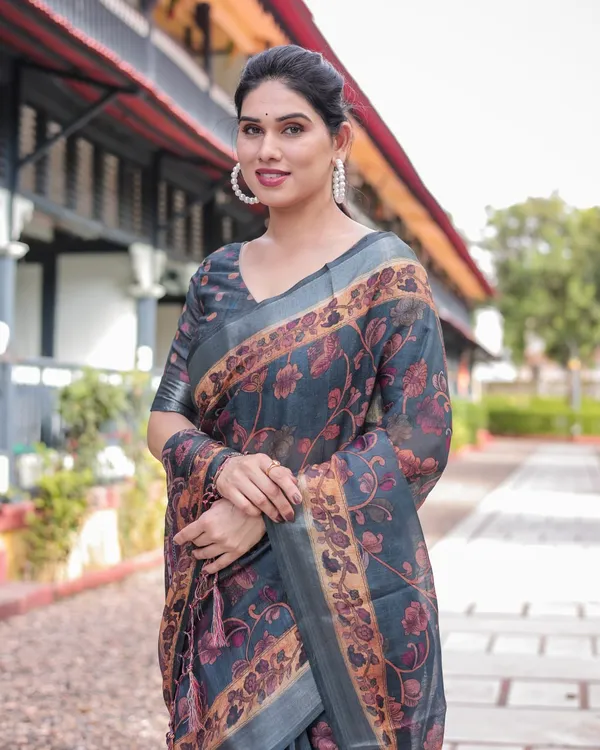 Grey_Cotton_Floral_Printed_Saree_For_Women
